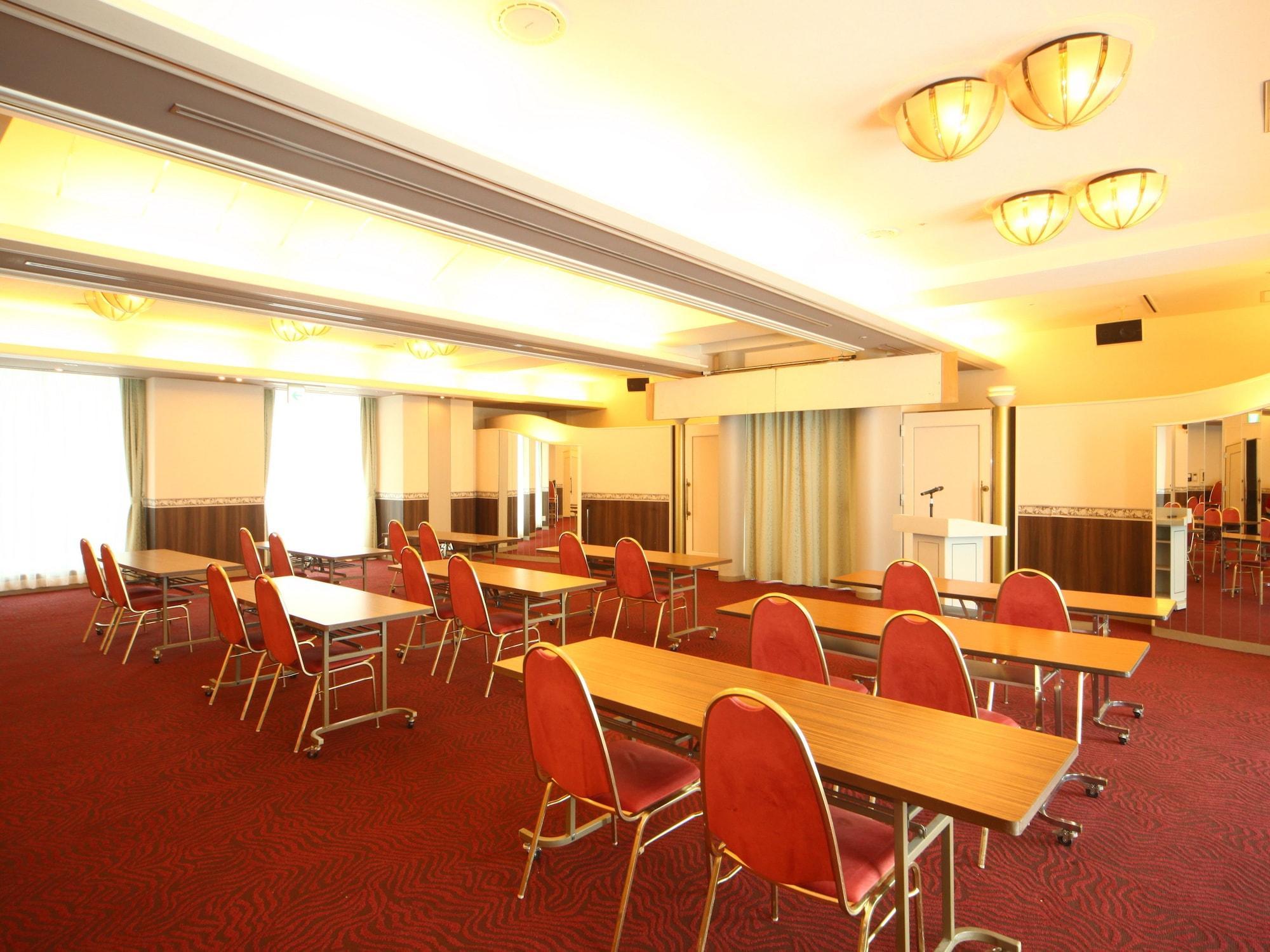Hotel Wing International Asahikawa Ekimae Bagian luar foto